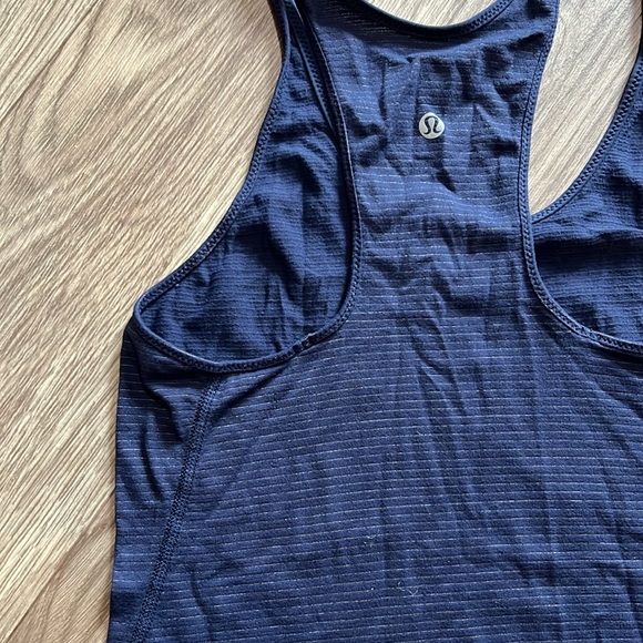 Women’s LULULEMON Lightweight Blue Racer Back Thin Strap Athletic Tank - Picture 6 of 11